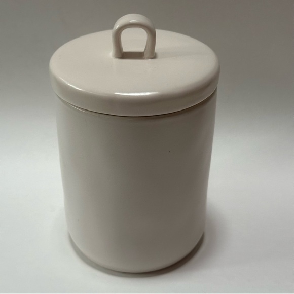 Rae Dunn Crunchy Canister Jar - Picture 7 of 8